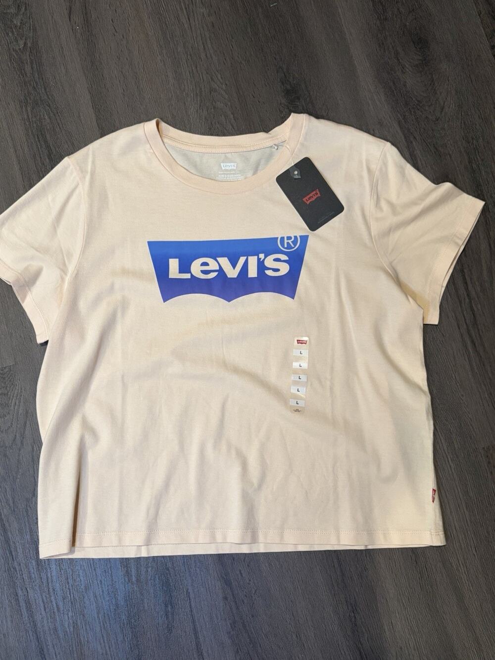 Levi’s Women’s L Peach Logo Graphic Crew Neck Short Sleeve Cotton Knit Tee